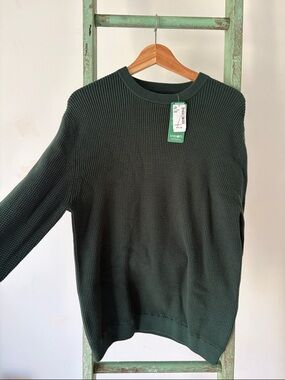 Simons Dark Green Waffle Crewneck Sweater